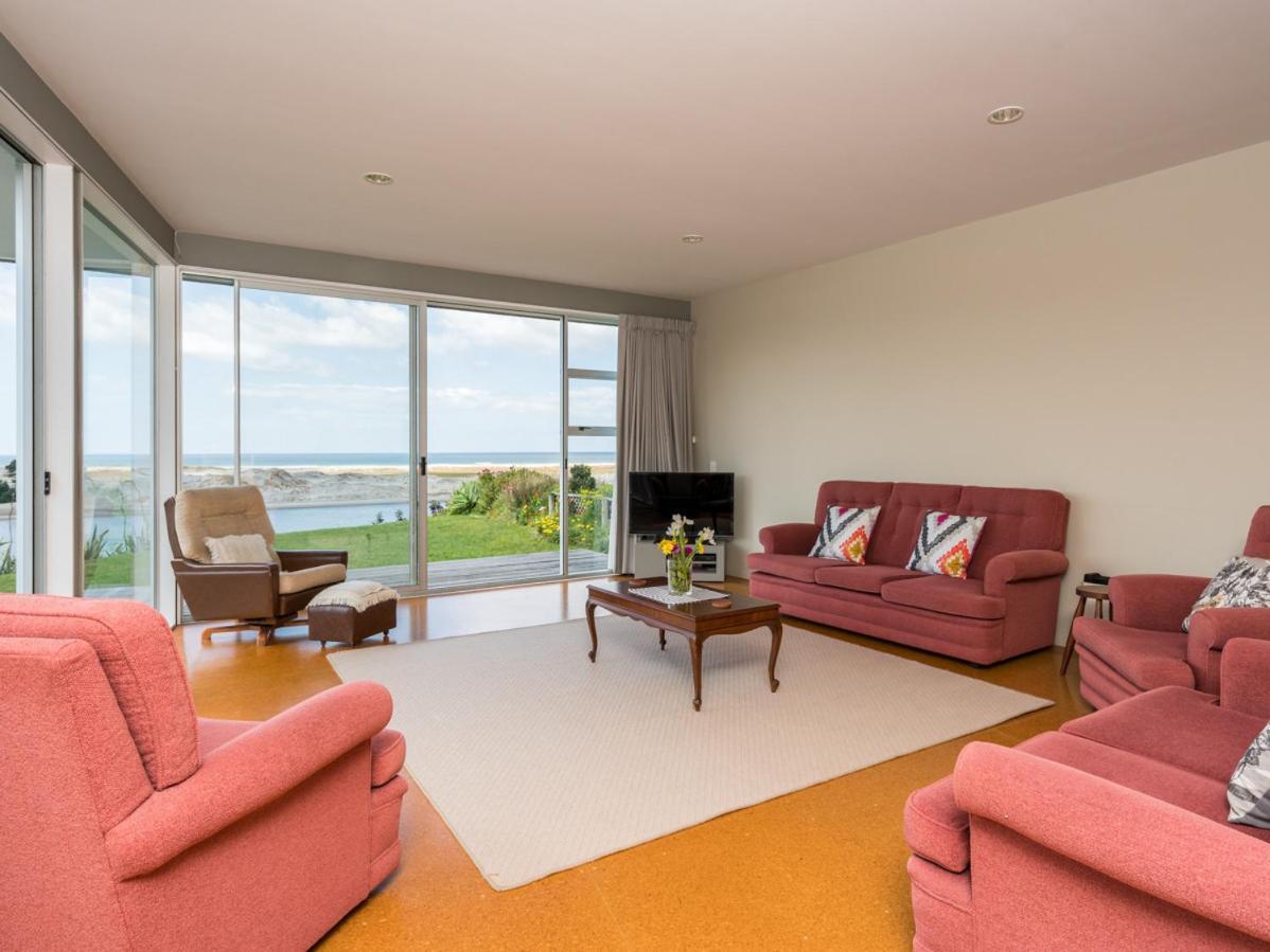 Roberts Retreat - Mangawhai Holiday Home Екстериор снимка